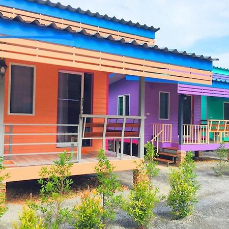 ณัฐวดี รีสอร์ท Don Sak Ngoại thất bức ảnh